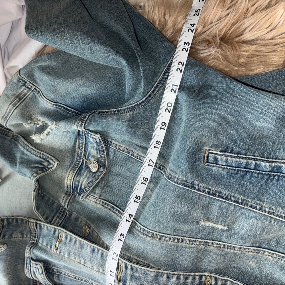 Cato est 1946 Classic Jean Jacket- Distressed Blue- Soft Denim- XL 16/18 Stretch - Picture 9 of 10
